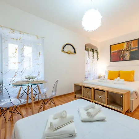 Shalimar House Navona By Ghor Апартаменты *